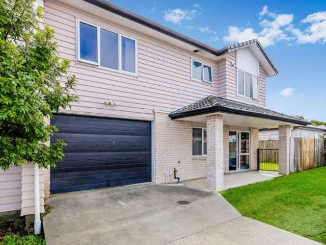 Townhouse for sale in Manurewa