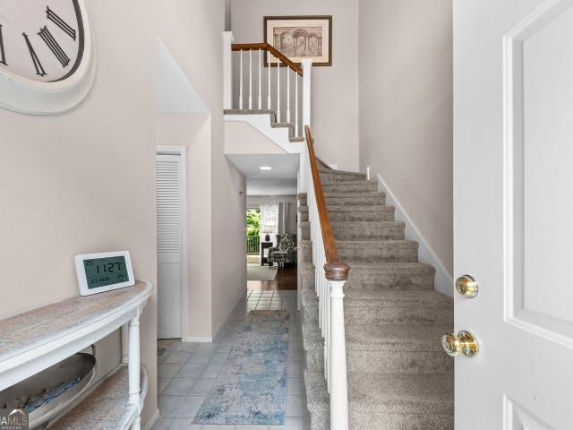 House for sale in Flowery Branch, Georgia