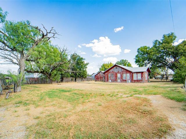 House for sale in Albany, Shackelford County