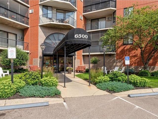 Condo for sale in Hennepin, Minnesota