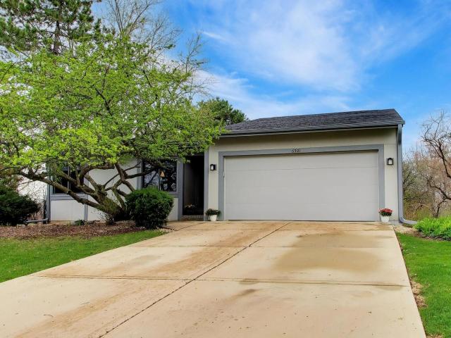 House for sale in Lisle, Illinois