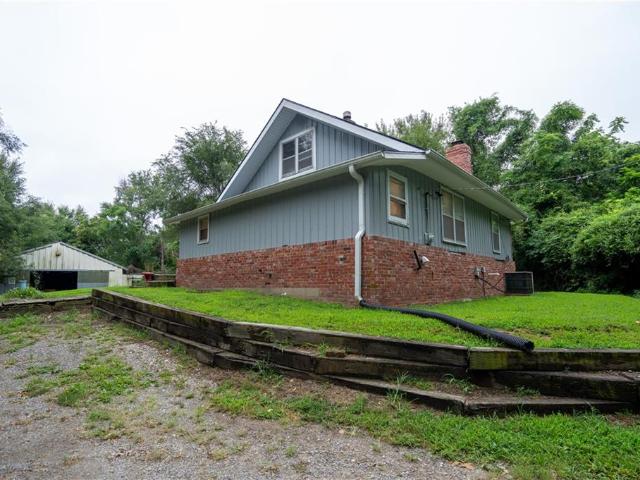 House for sale in Buchanan, Missouri