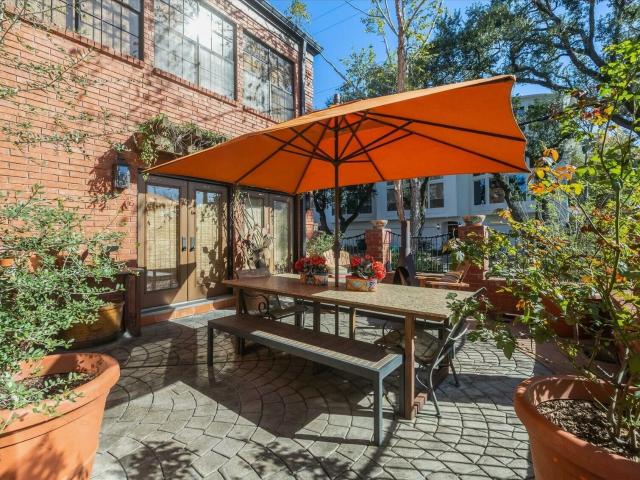 Townhouse for sale in Houston
