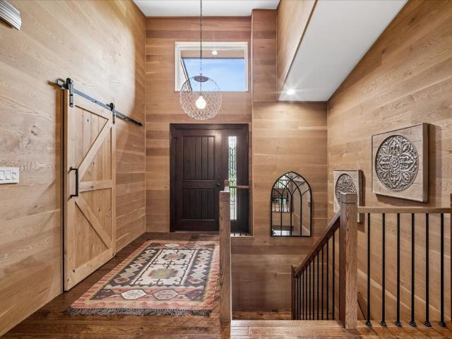 House for sale in Woodcreek, McHenry