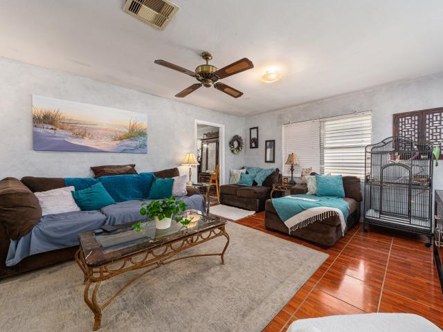 House for sale in Hitchcock, Texas