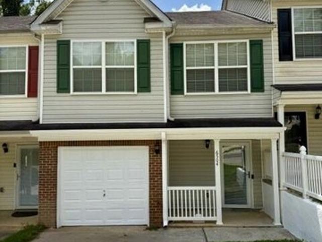 Townhouse for sale in Union City, Georgia