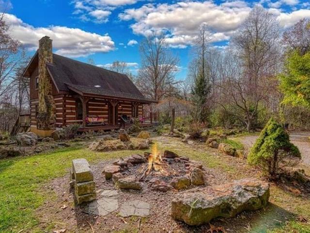 House for sale in New Plymouth, Vinton County