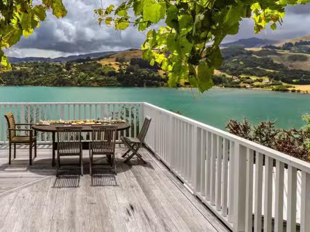 House for sale in Little Akaloa, Canterbury