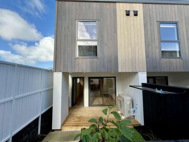 Townhouse for rent in Auckland
