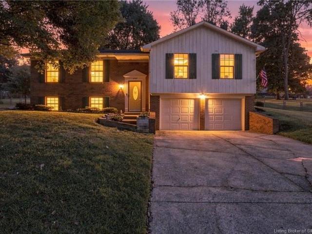 House for sale in Floyds Knobs, Floyd County