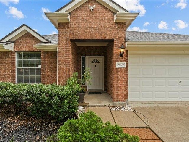 House for sale in Dickinson, Texas
