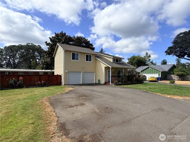 House for sale in Lakewood, Washington