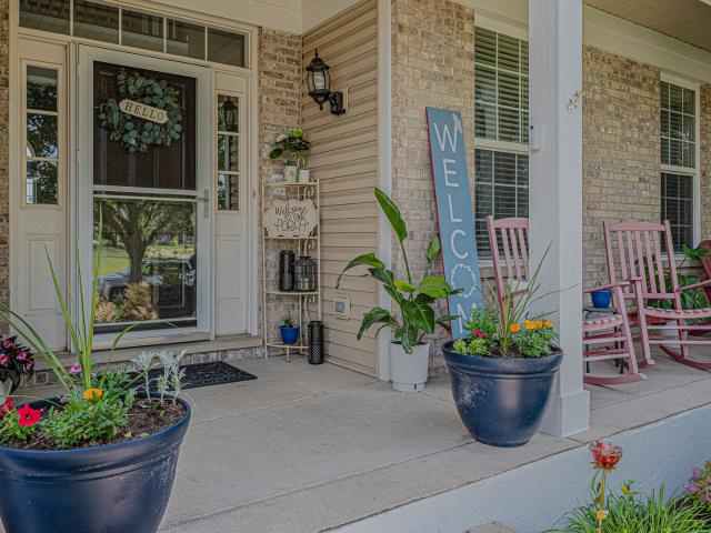 House for sale in Mchenry, Illinois