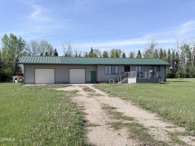House for sale in Foster, North Dakota