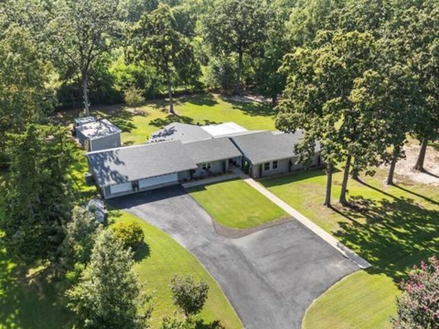 House for sale in Texarkana, Texas