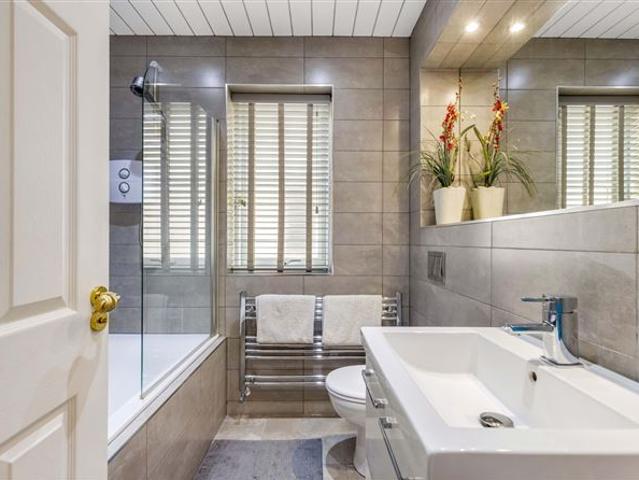 Detached House for sale in Ratoath, North Tipperary