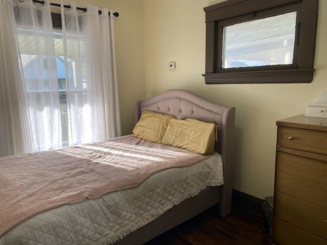 Room for rent in Newburgh Heights, Cuyahoga County