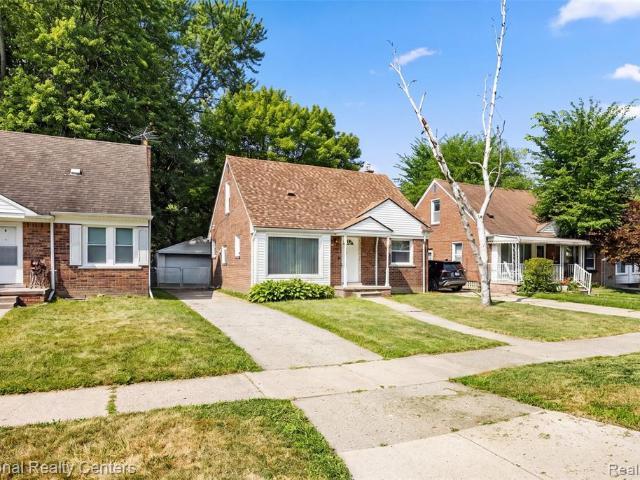 House for sale in Cherry Hill Manor, Inkster