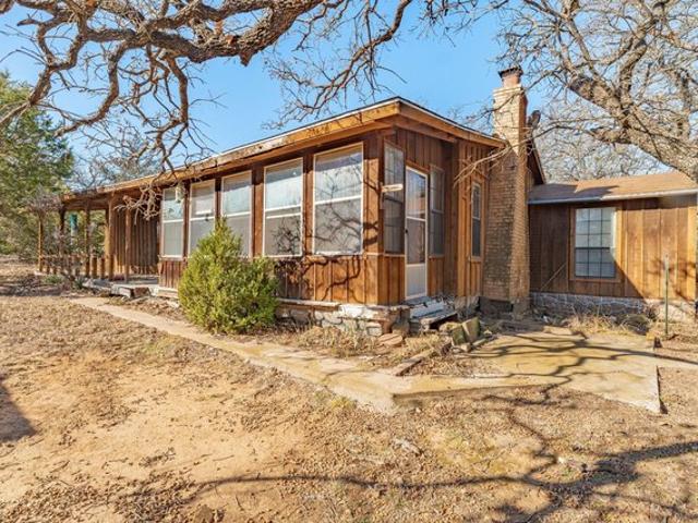 House for sale in De Leon, Texas