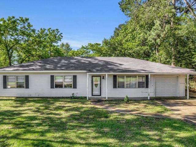 House for sale in Wood, Texas