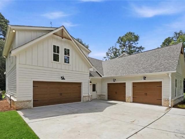 House for sale in Cobb, Georgia