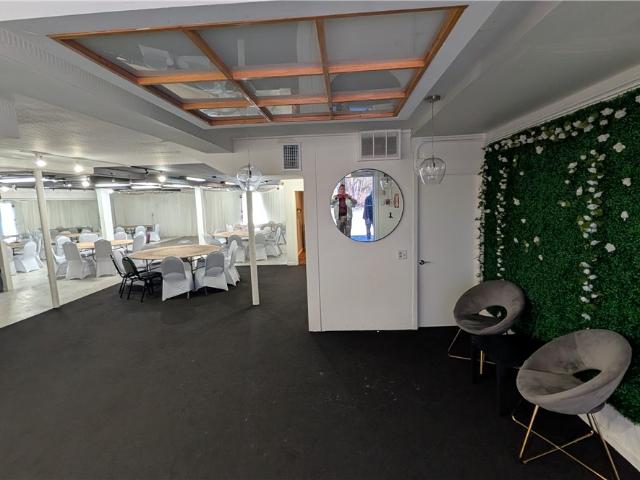Commercial for sale in Warwick, Rhode Island