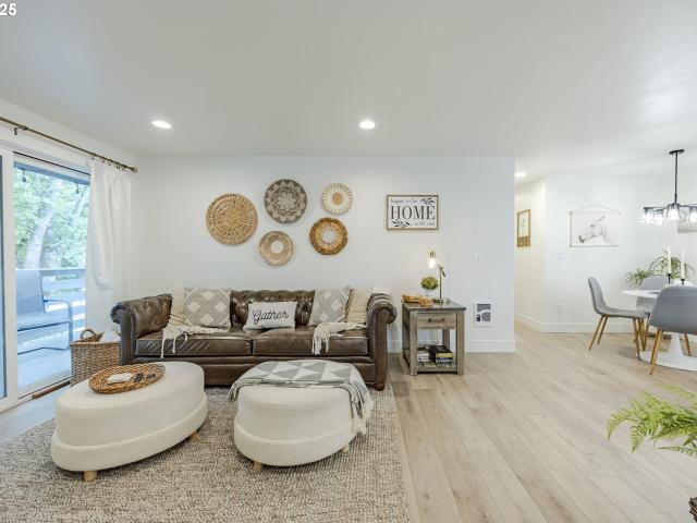 Condo for sale in Springfield, Oregon