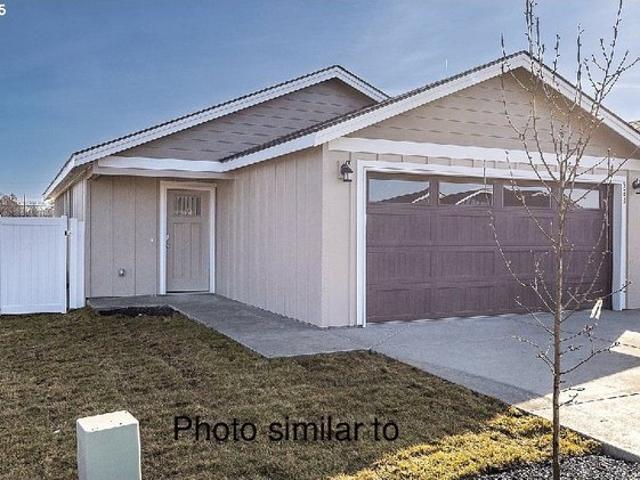 Townhouse for sale in Oregonia