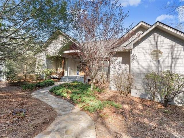 House for sale in Sautee Nacoochee, Georgia
