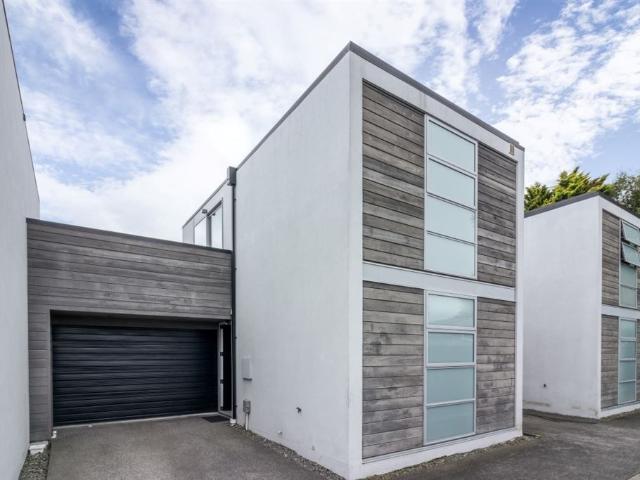 House for rent in Heathcote, Canterbury