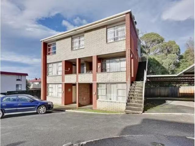 Apartment for rent in Dynnyrne, Tasmania