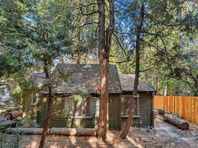 House for sale in Crestline, San Bernardino County