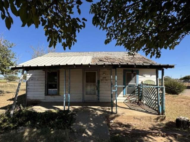 House for sale in Slaton, Texas