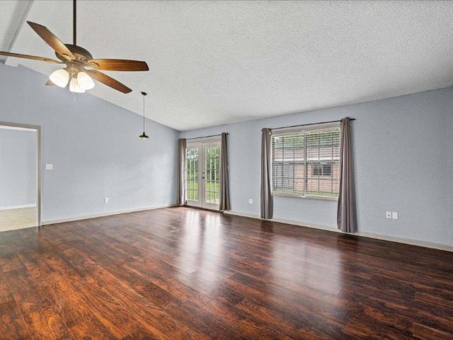 House for sale in Luling, Texas