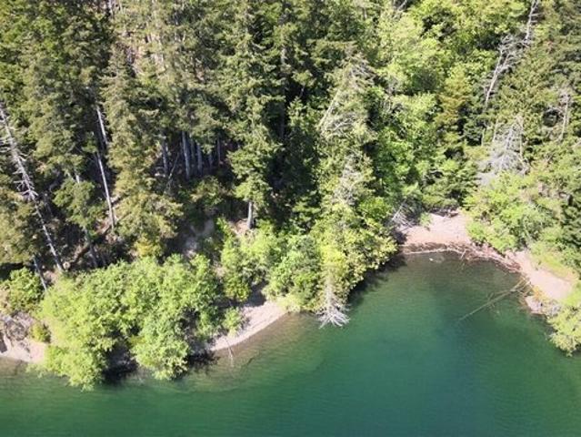 Land for sale in Hoodsport, Washington