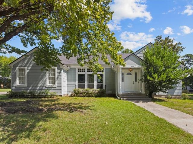 House for sale in Paris, Lamar County