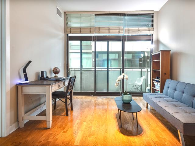 Condo for sale in Chicago Park, Illinois