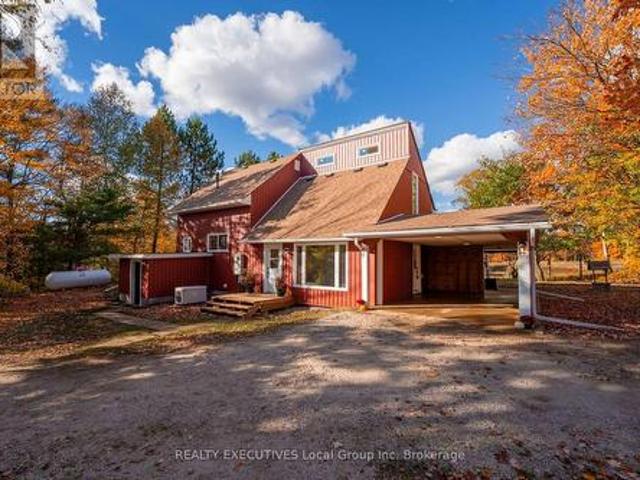 House for sale in North Bay, Northeastern Ontario