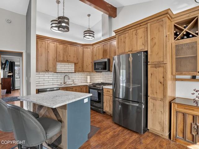 Townhouse for sale in Alaska
