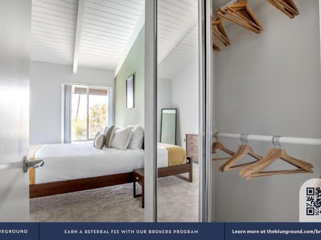 Apartment for rent in Culver City, California