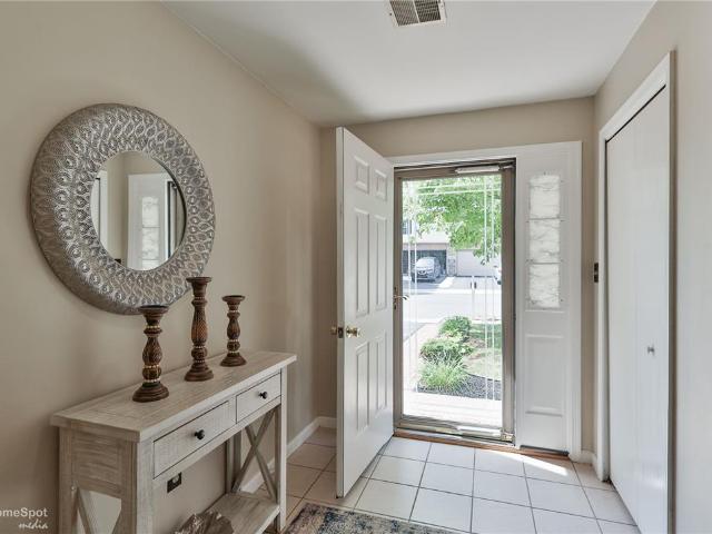 Townhouse for sale in Lehigh, Pennsylvania