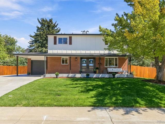 House for sale in Arapahoe, Colorado