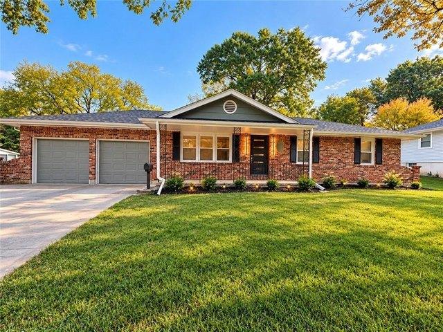 House for sale in Bradley Hills, Shawnee