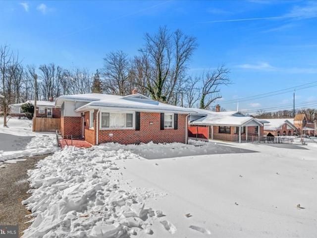 House for sale in Gibsonton, Maryland