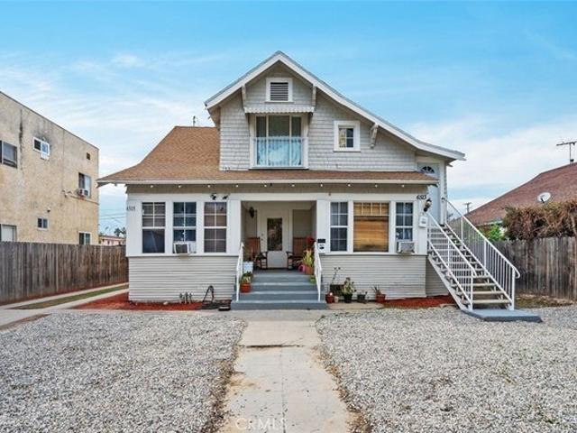 House for sale in Huntington Park, California