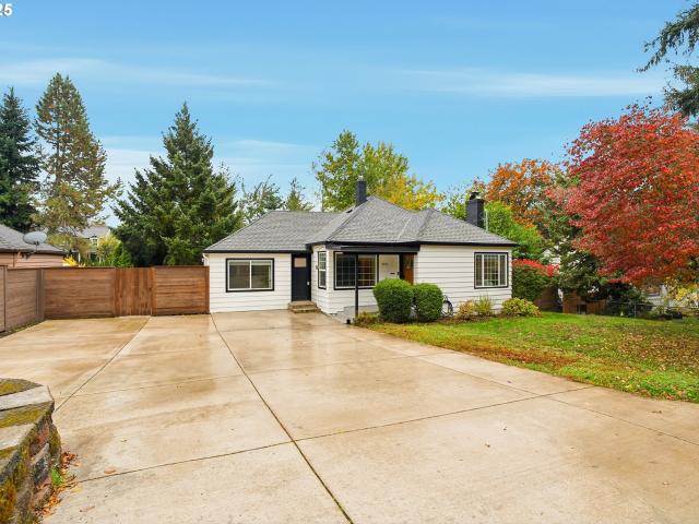 House for sale in Oregonia