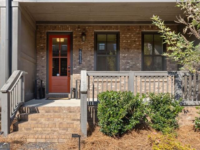 Townhouse for sale in Alpharetta, Georgia