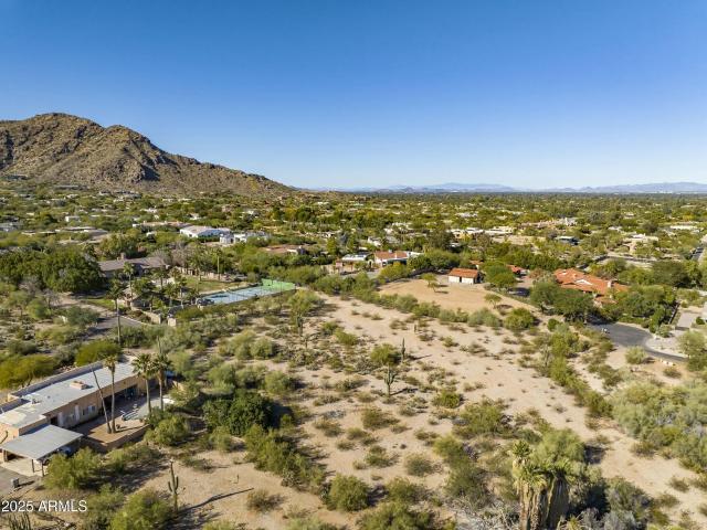 Land for sale in Paradise Valley, Arizona