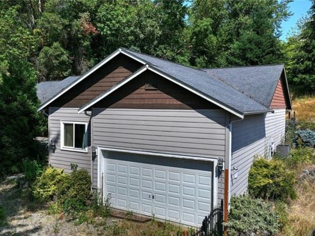 House for sale in Fife, Washington