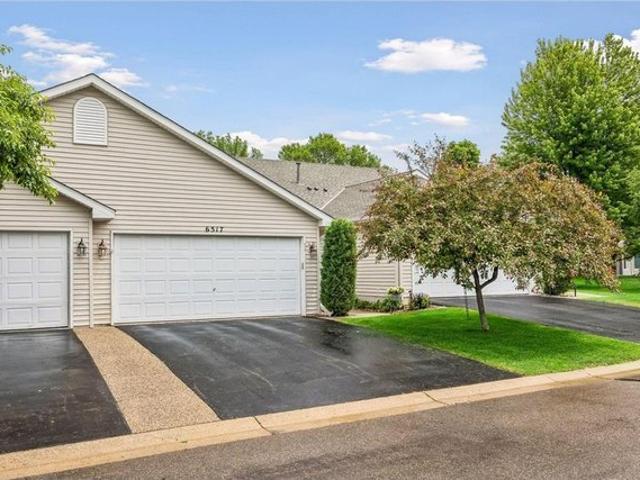 Townhouse for sale in Savage, Minnesota